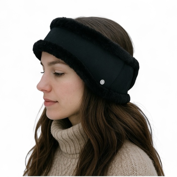 UGG Reversible Leather and Shearling Headband Ear Muff Brand New L/XL Black - Picture 1 of 12
